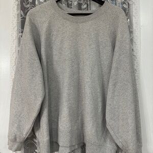 Old Navy Women Gray Crewneck Sweatshirt Size XXL
